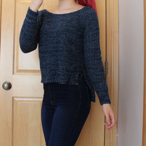 Blue Sweater - Picture 2 of 6